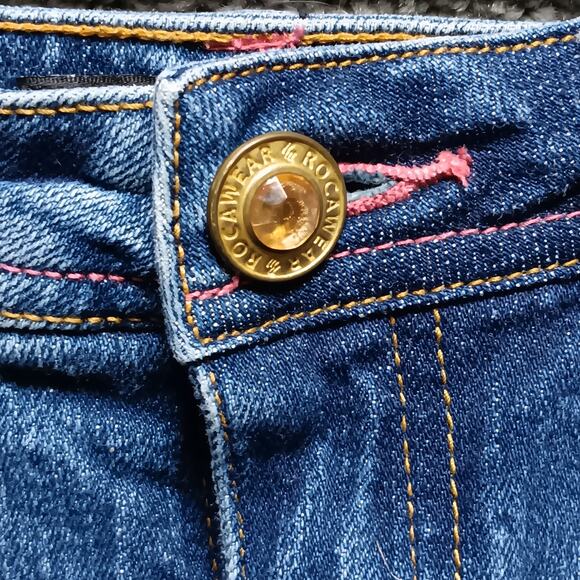 Roca Wear SIze 9 Jeans Gold Embroidery 5 Pocket Design - Picture 3 of 6